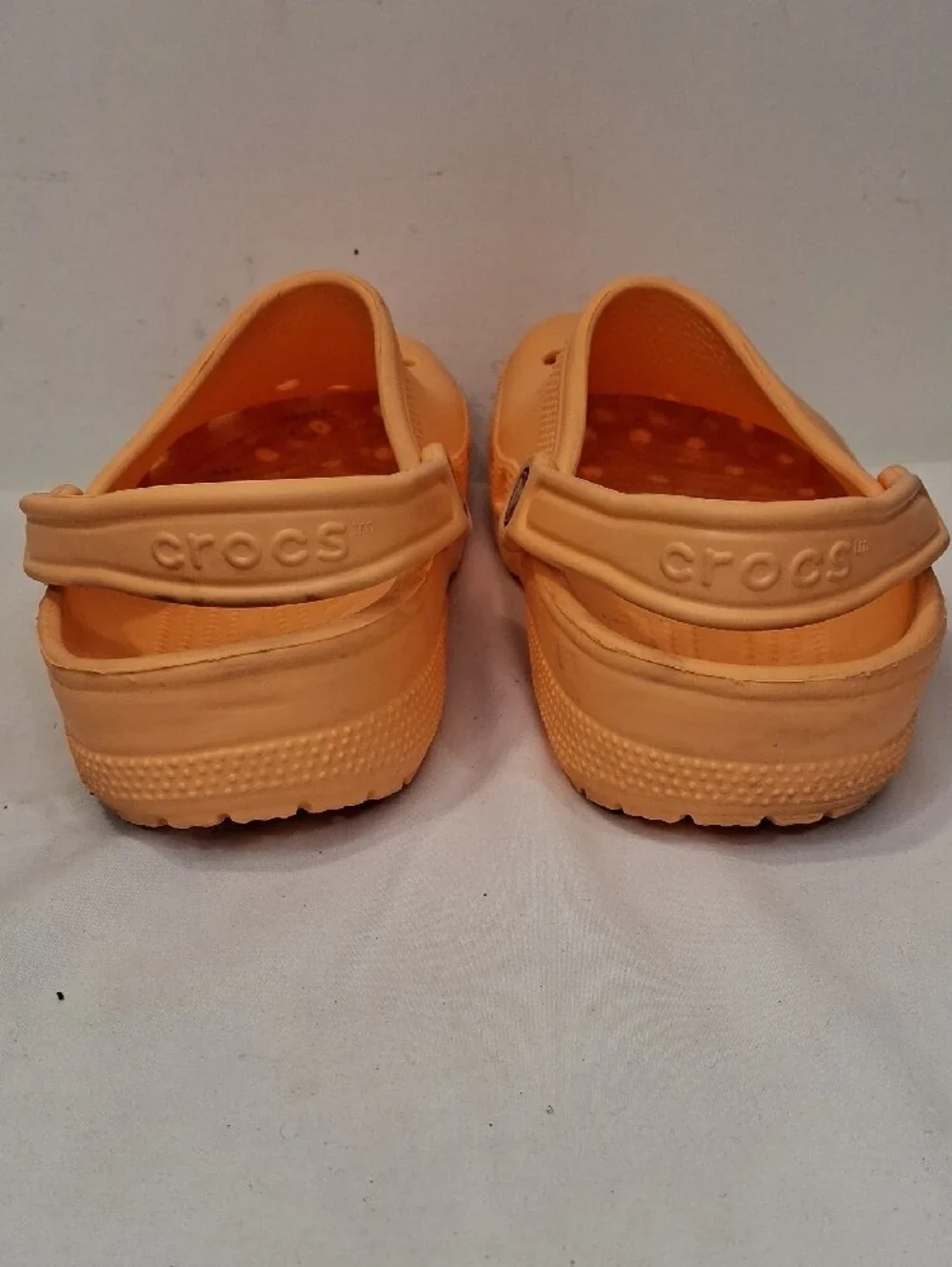 Mens/Womens CROCS Classic Clog in Bright Orange. Single Strap
